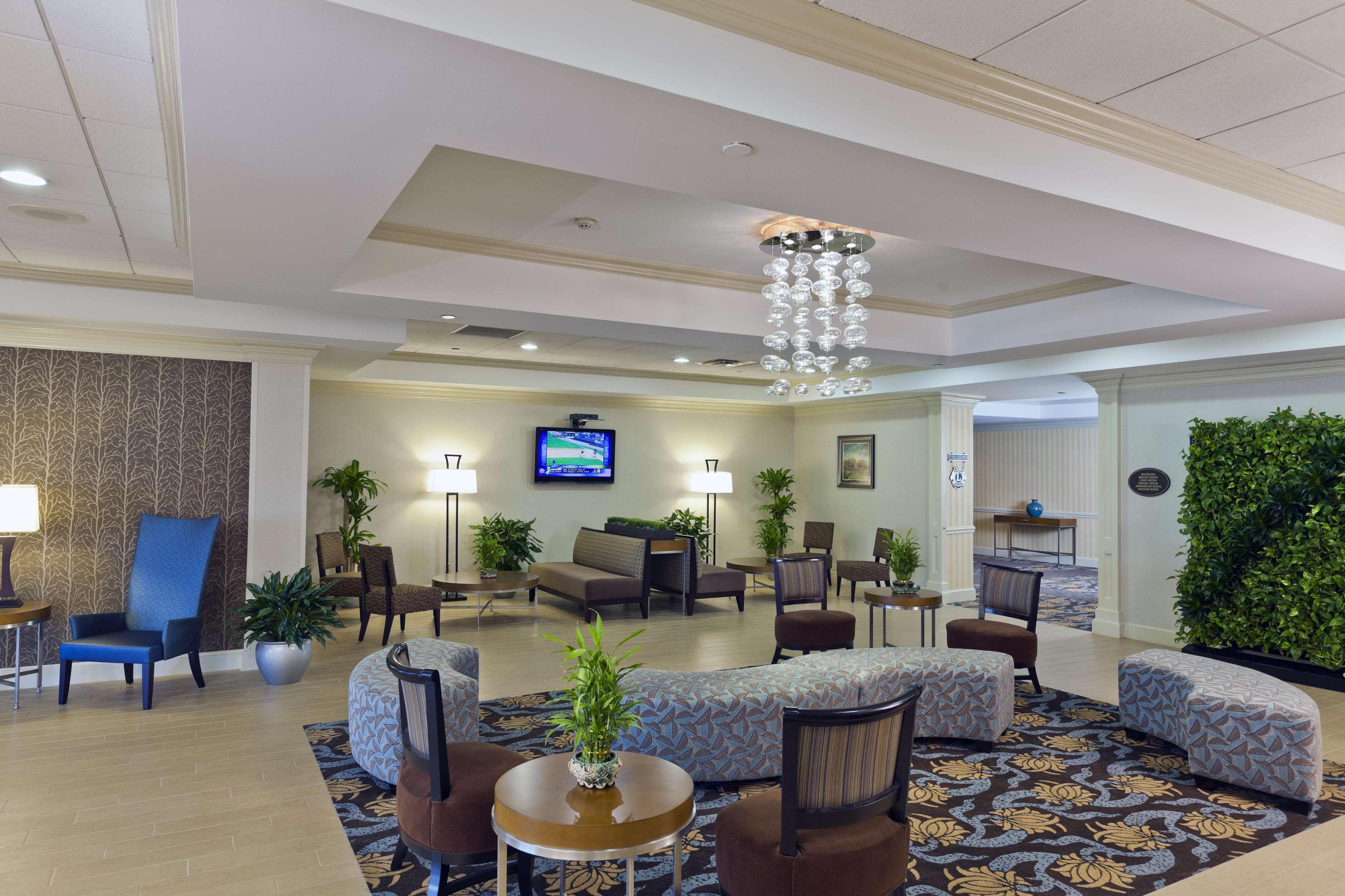Doubletree By Hilton Mahwah Hotell Exteriör bild