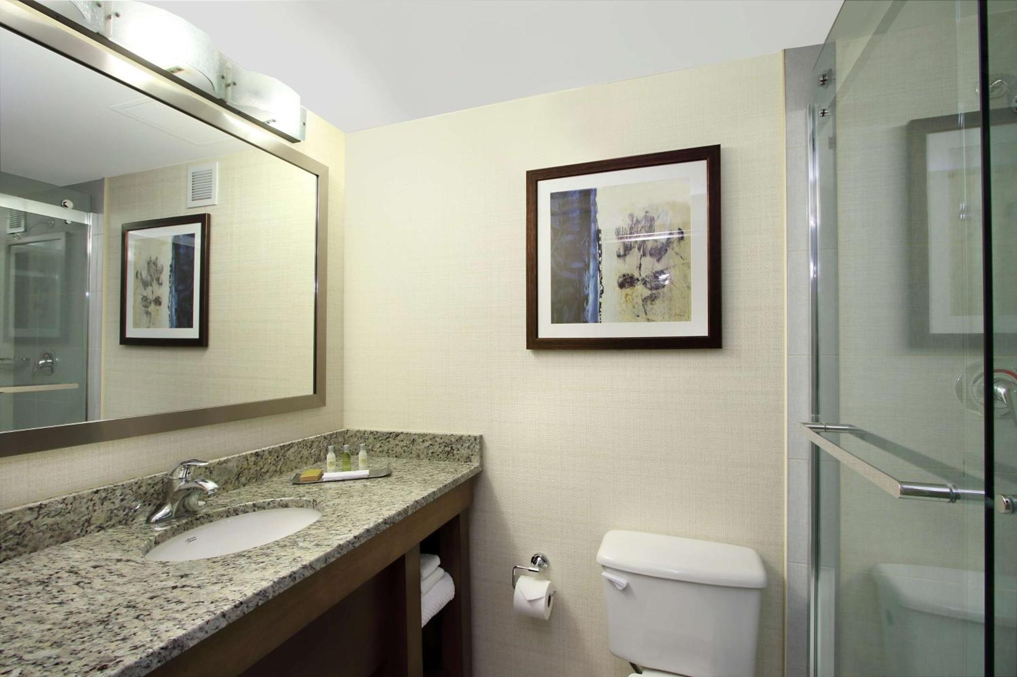 Doubletree By Hilton Mahwah Hotell Exteriör bild